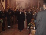 image auszug_aus_kirche-jpg